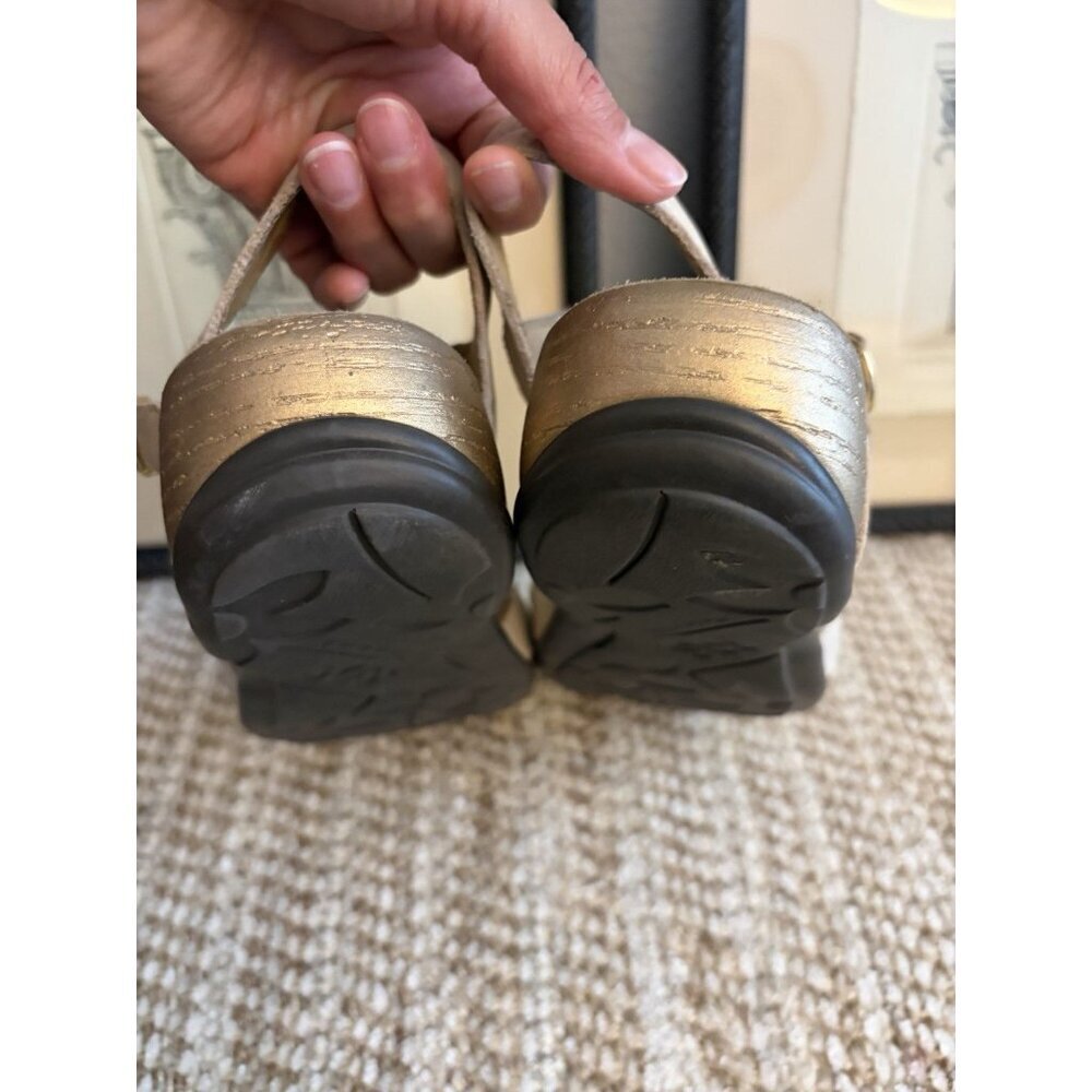 SAS Pampa Toe Loop Sandal in Fantasia Copper Gold Crinkle size 7.5 - Picture 5 of 8